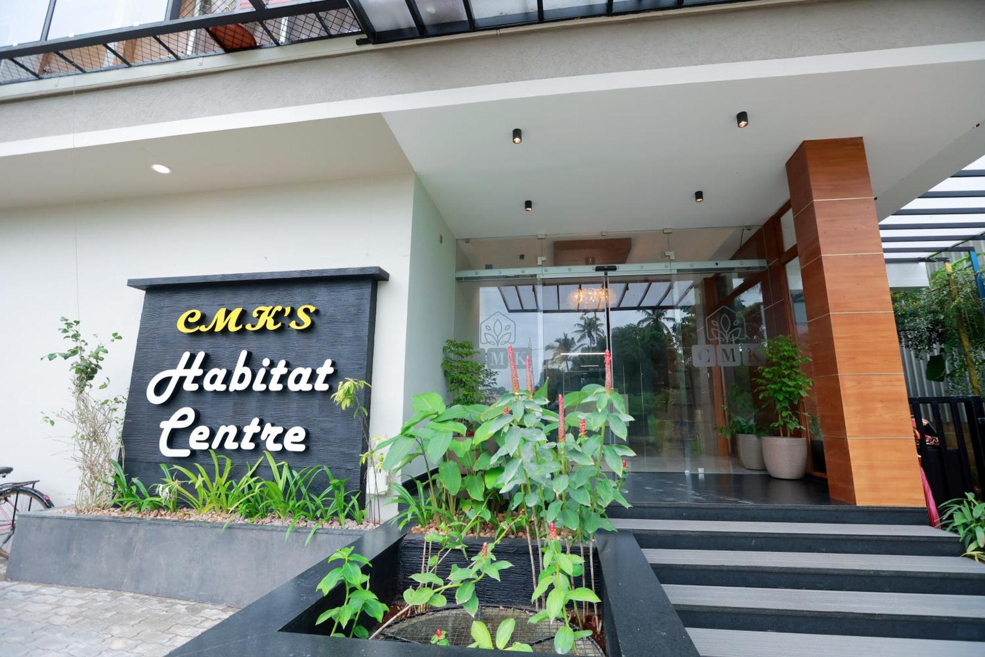 Hotel Cmk Habitat Centre Kochi Exterior foto