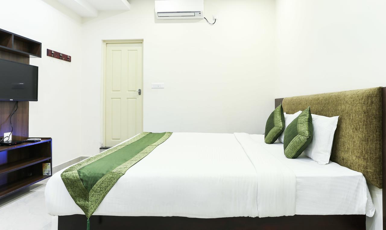 Hotel Cmk Habitat Centre Kochi Exterior foto