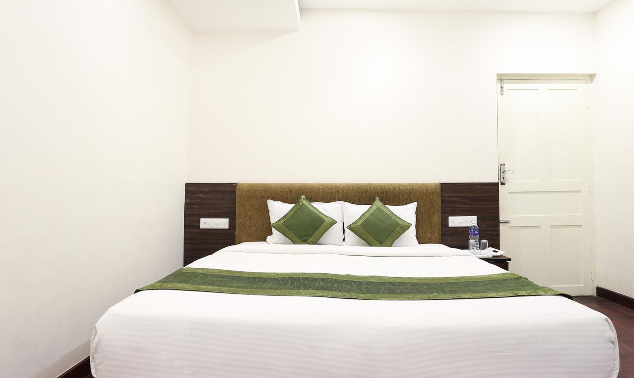 Hotel Cmk Habitat Centre Kochi Exterior foto